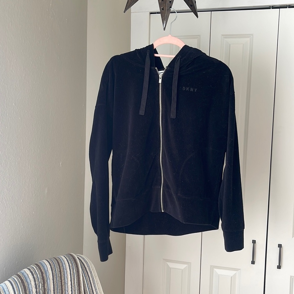 ZIP UP HOODIE